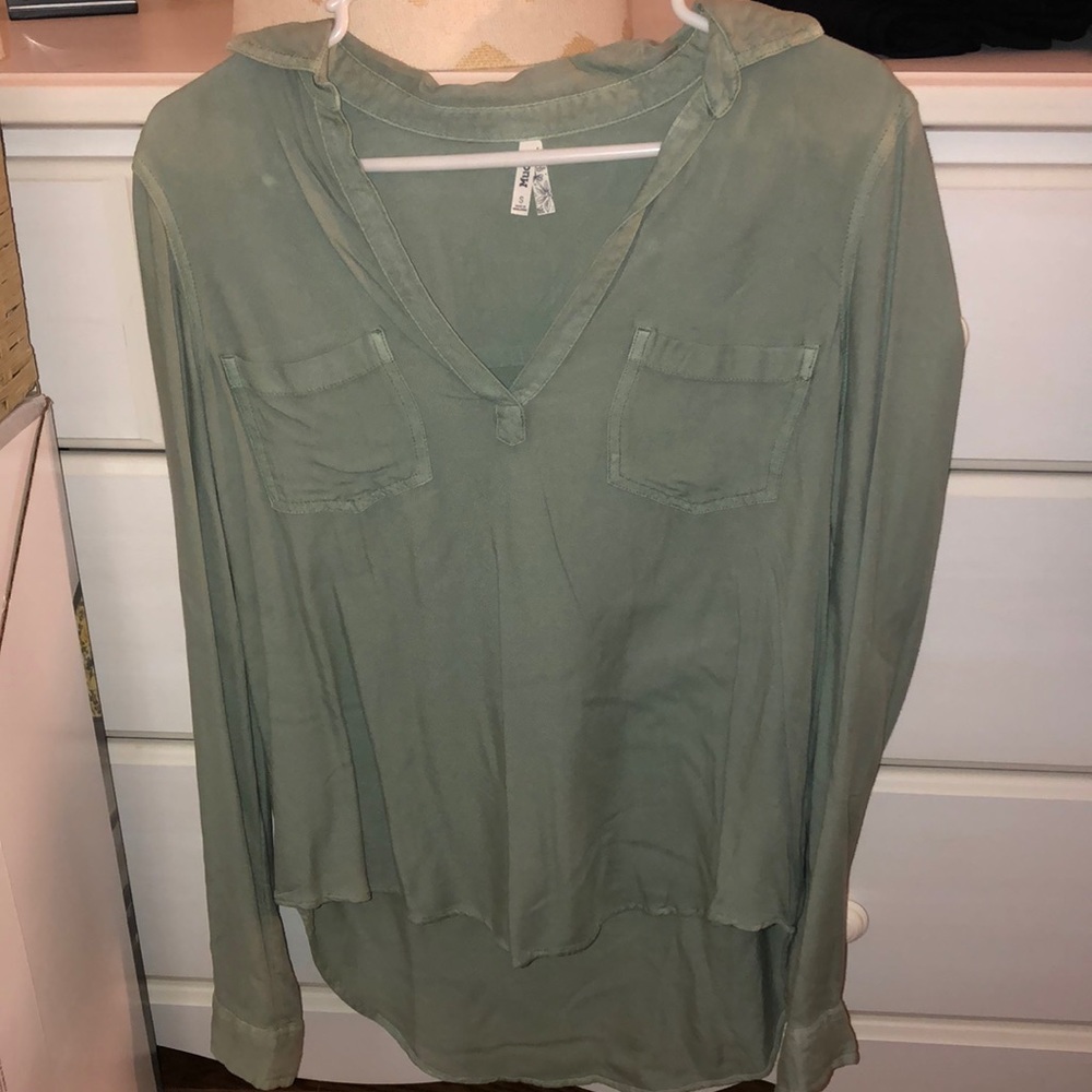 Long sleeve shirt